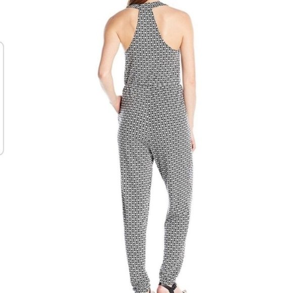 BCBGeneration Black & White Pattern Sleeveless Jumpsuit - Picture 3 of 11